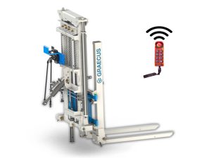 Κλαρκ για τρακτέρ 3 σταδιων με ανύψωση βάρους 1500kg και ύψους 250εκ, υδρ. πλάγια μετατόπιση, υδρ. ρύθμιση μπούμας και ασύρματο χειριστήριο.